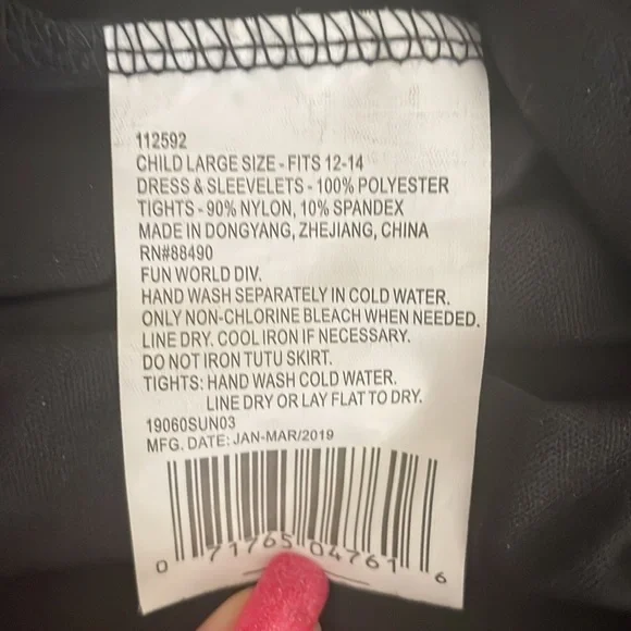 Girl’s Costume - Picture 11 of 11